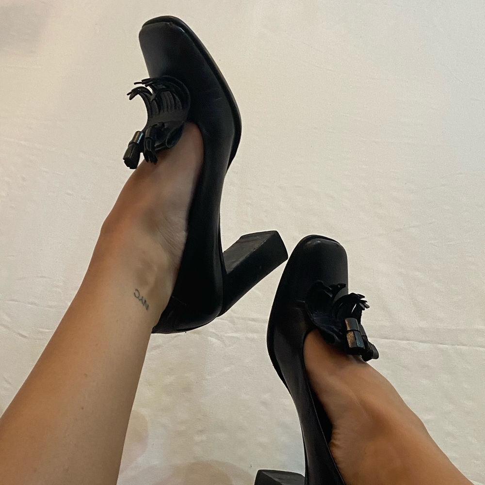 Vintage PRADA heeled loafers Black with tassels